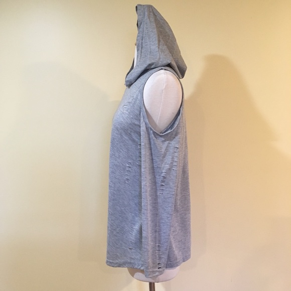 💥 CLEARANCE Destroyed Cold Shoulder Hoodie Top - Picture 3 of 4